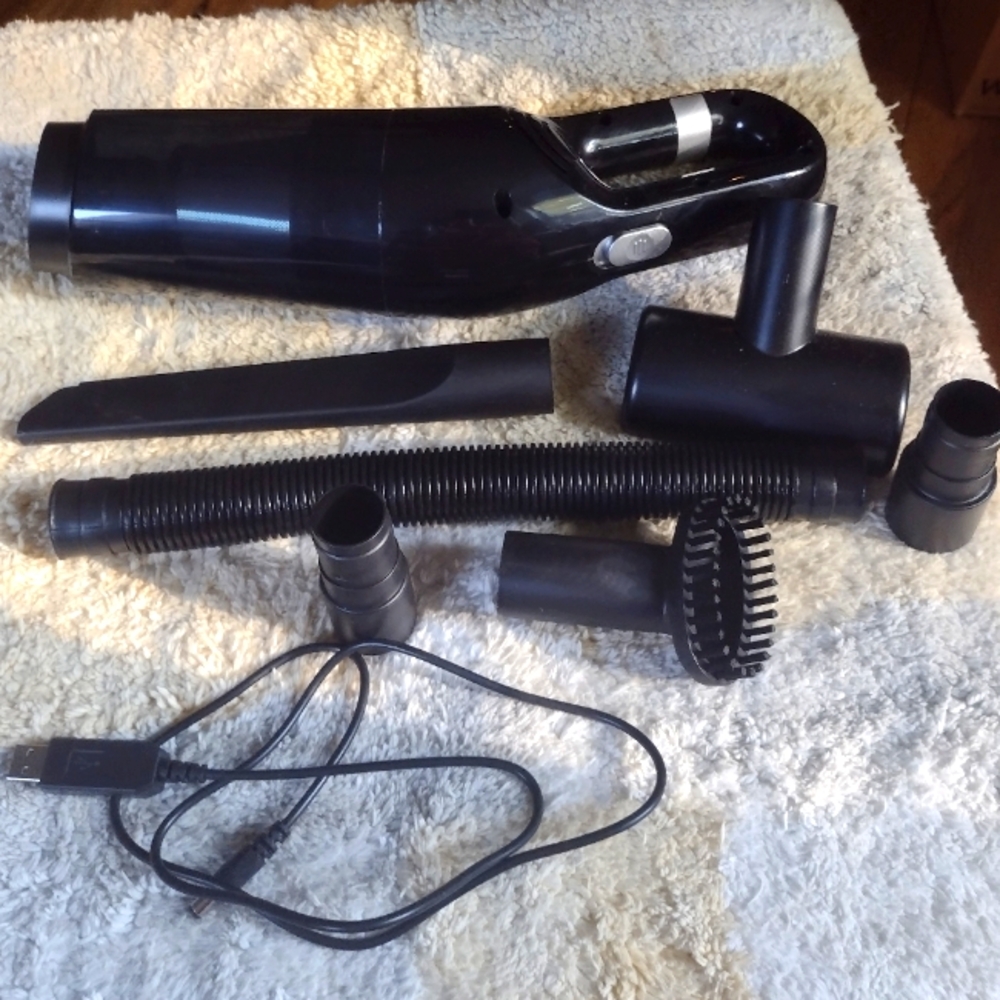 Cordless Mini Car Vacuum